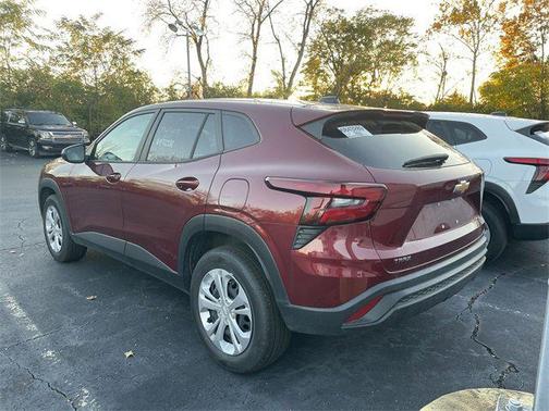 2025 Chevrolet Trax LS