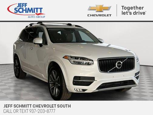 2019 Volvo XC90 T6 Momentum