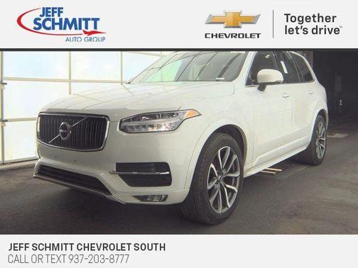 2019 Volvo XC90 T6 Momentum