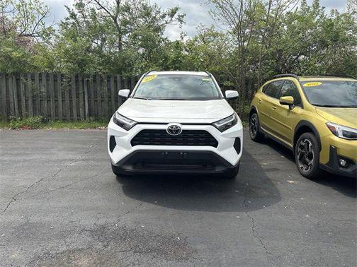 2022 Toyota RAV4 XLE
