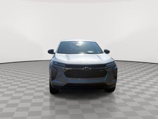 Sterling Gray Metallic 2026 Chevrolet Trax FWD 1RS