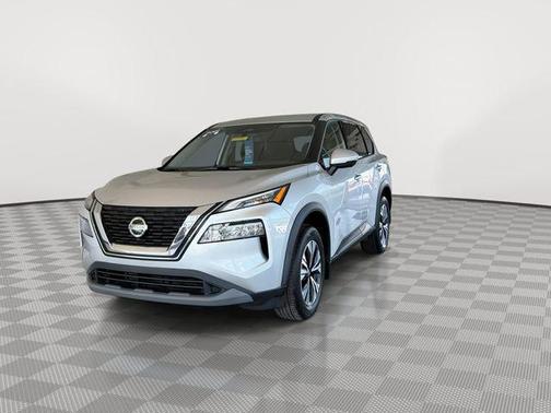 Brilliant Silver Metallic 2021 Nissan Rogue SV