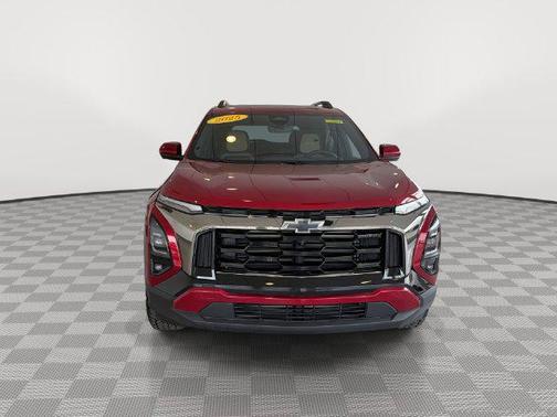 Radiant Red Tintcoat 2025 Chevrolet Equinox AWD ACTIV
