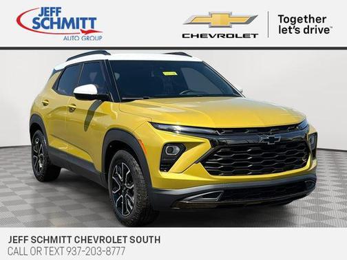Nitro Yellow Metallic 2025 Chevrolet Trailblazer ACTIV