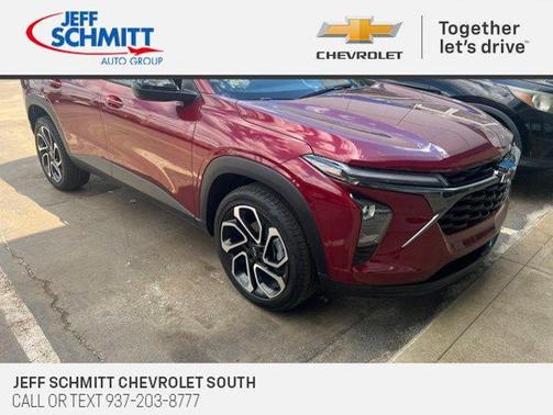 Crimson Metallic 2024 Chevrolet Trax FWD 2RS