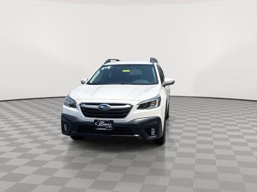 Crystal White Pearl 2022 Subaru Outback Premium