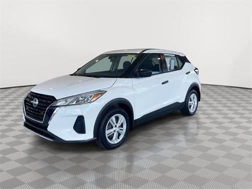 2022 Nissan Kicks S