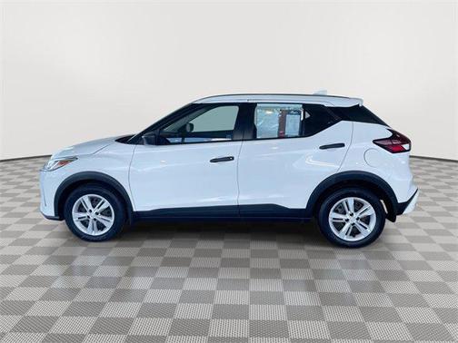 2022 Nissan Kicks S