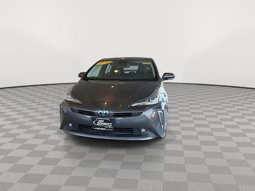 2019 Toyota Prius XLE