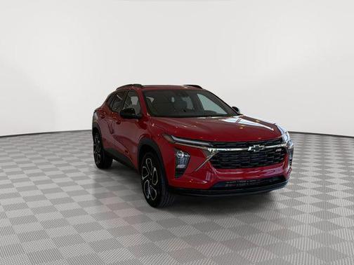 Apex Red 2026 Chevrolet Trax FWD 2RS