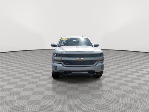 Silver Ice Metallic 2018 Chevrolet Silverado 1500 2LT