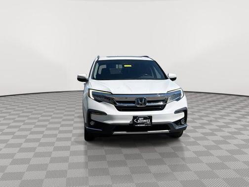 Platinum White Pearl 2020 Honda Pilot Touring 8-Passenger