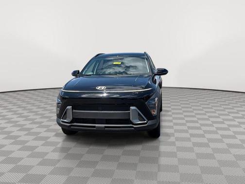 Abyss Black Pearl 2025 Hyundai KONA SEL