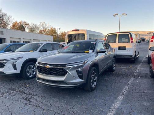 2024 Chevrolet Trax LT