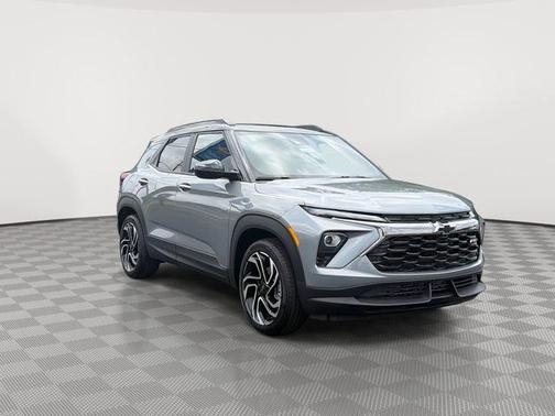 Sterling Gray Metallic 2026 Chevrolet Trailblazer RS