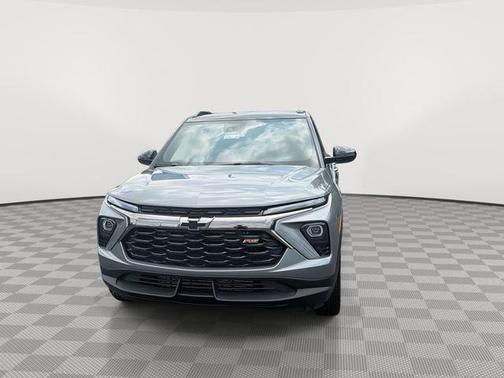 Sterling Gray Metallic 2026 Chevrolet Trailblazer RS