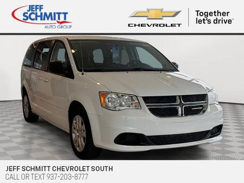 White Knuckle Clearcoat 2017 Dodge Grand Caravan SE