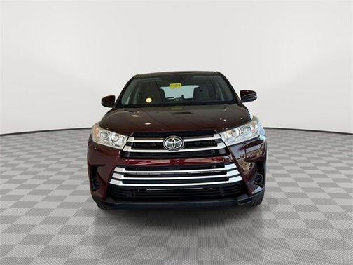 2019 Toyota Highlander LE I4