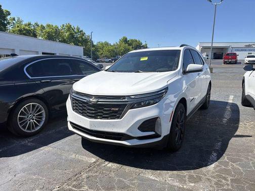 Summit White 2022 Chevrolet Equinox FWD RS