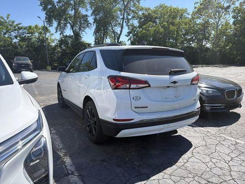 Summit White 2022 Chevrolet Equinox FWD RS