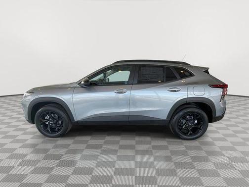Sterling Gray Metallic 2026 Chevrolet Trax LT