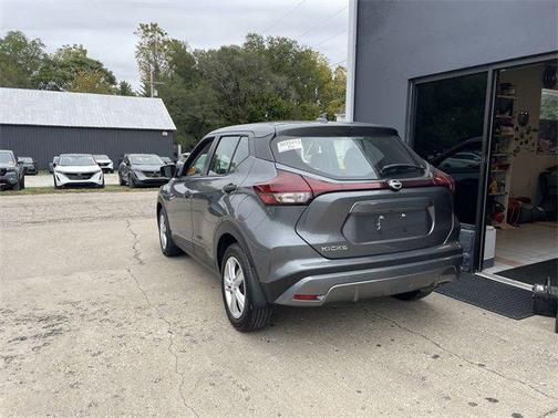 2024 Nissan Kicks S