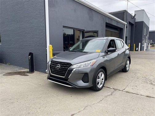 2024 Nissan Kicks S