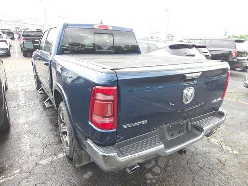 Patriot Blue Pearlcoat 2022 RAM 1500 Laramie