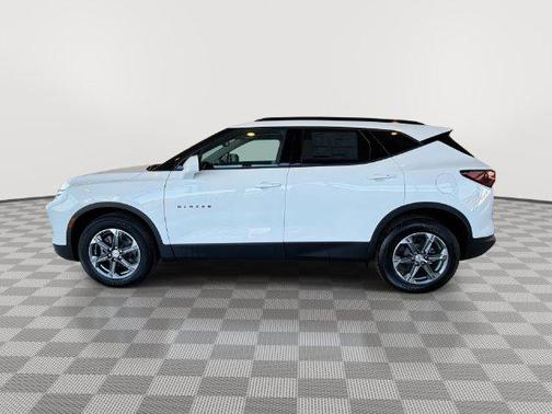 Summit White 2026 Chevrolet Blazer 2LT