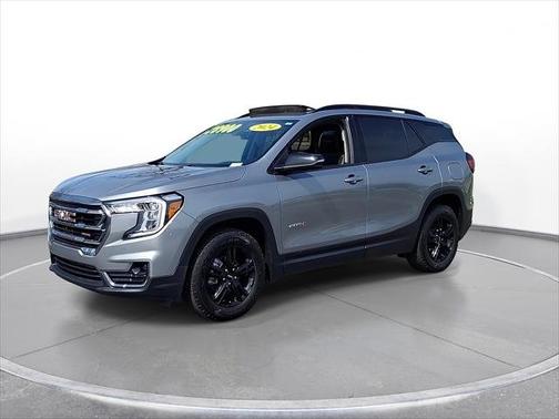 Sterling Metallic 2024 GMC Terrain AWD 4dr AT4