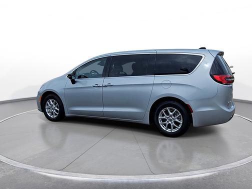 Silver Mist Clearcoat 2024 Chrysler Pacifica Touring L FWD