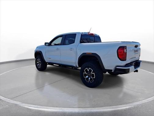 Summit White 2025 GMC Canyon 4WD Crew Cab AT4