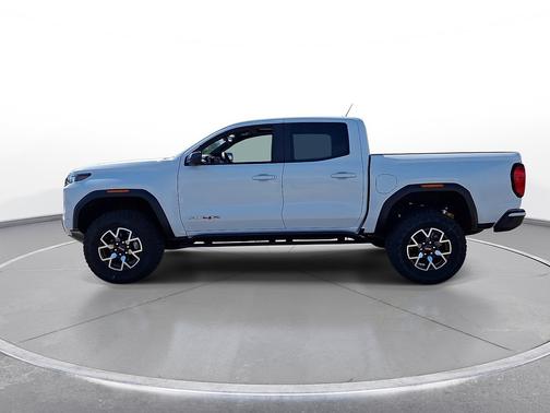 Summit White 2025 GMC Canyon 4WD Crew Cab AT4