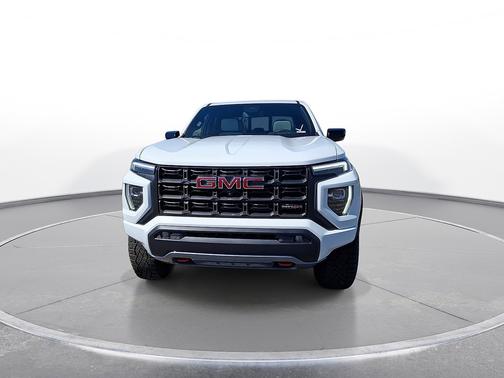 Summit White 2025 GMC Canyon 4WD Crew Cab AT4