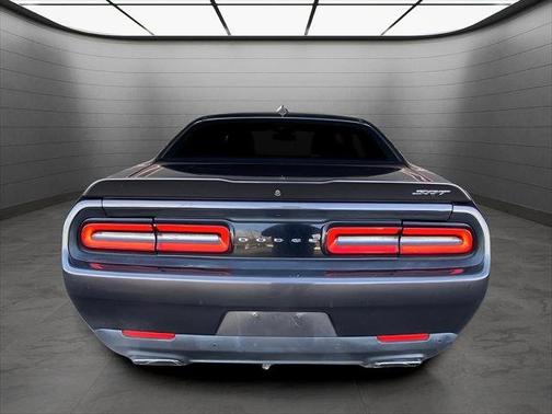 Granite Pearlcoat 2017 Dodge Challenger SRT 392 Coupe