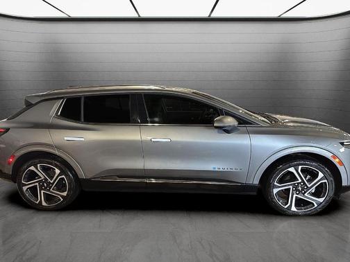 2026 Chevrolet Equinox EV LT 2