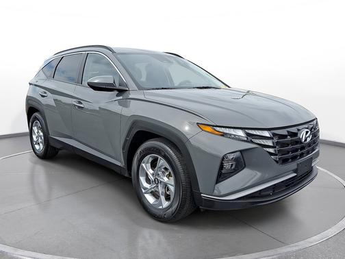 Hampton Gray 2024 Hyundai TUCSON SEL FWD *Ltd Avail*