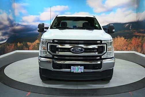 Oxford White 2022 Ford F-250 XLT