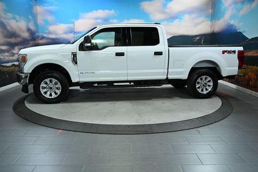 Oxford White 2022 Ford F-250 XLT