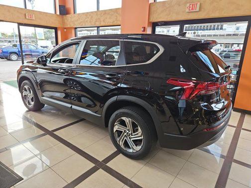 2022 Hyundai SANTA FE SE