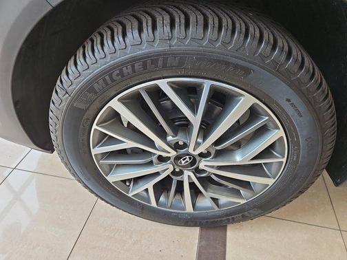 2020 Hyundai TUCSON SEL