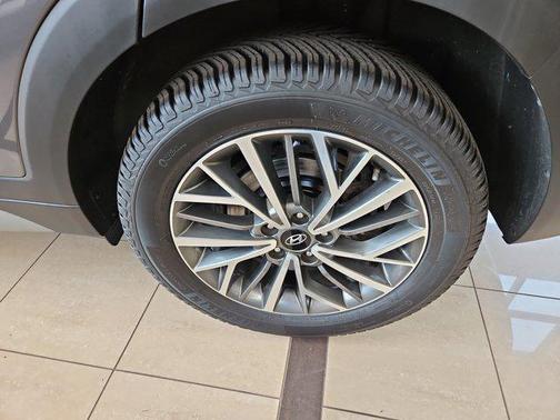 2020 Hyundai TUCSON SEL
