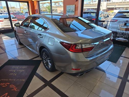 Satin Cashmere Metallic 2018 Lexus ES 350 Base