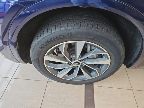 Navarra Blue Metallic 2022 Audi Q5 45 S line Premium