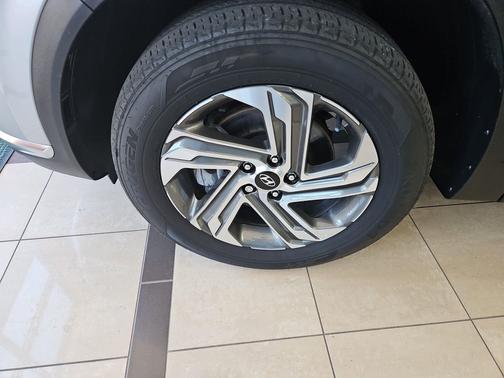 Shimmering Silver 2023 Hyundai SANTA FE SEL 2.4