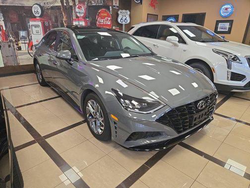 2022 Hyundai SONATA SEL