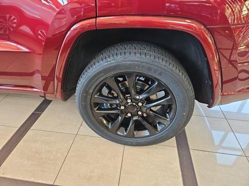 2021 Jeep Grand Cherokee Laredo