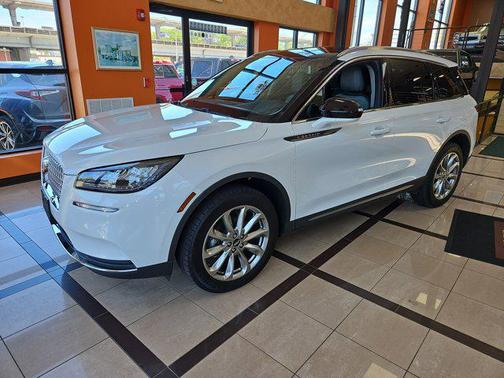 2022 Lincoln Corsair Standard