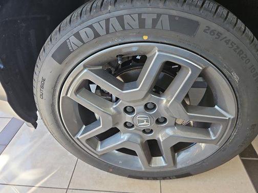 Crystal Black Pearl 2023 Honda Passport AWD EX-L