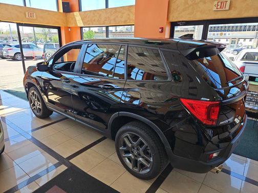 Crystal Black Pearl 2023 Honda Passport AWD EX-L